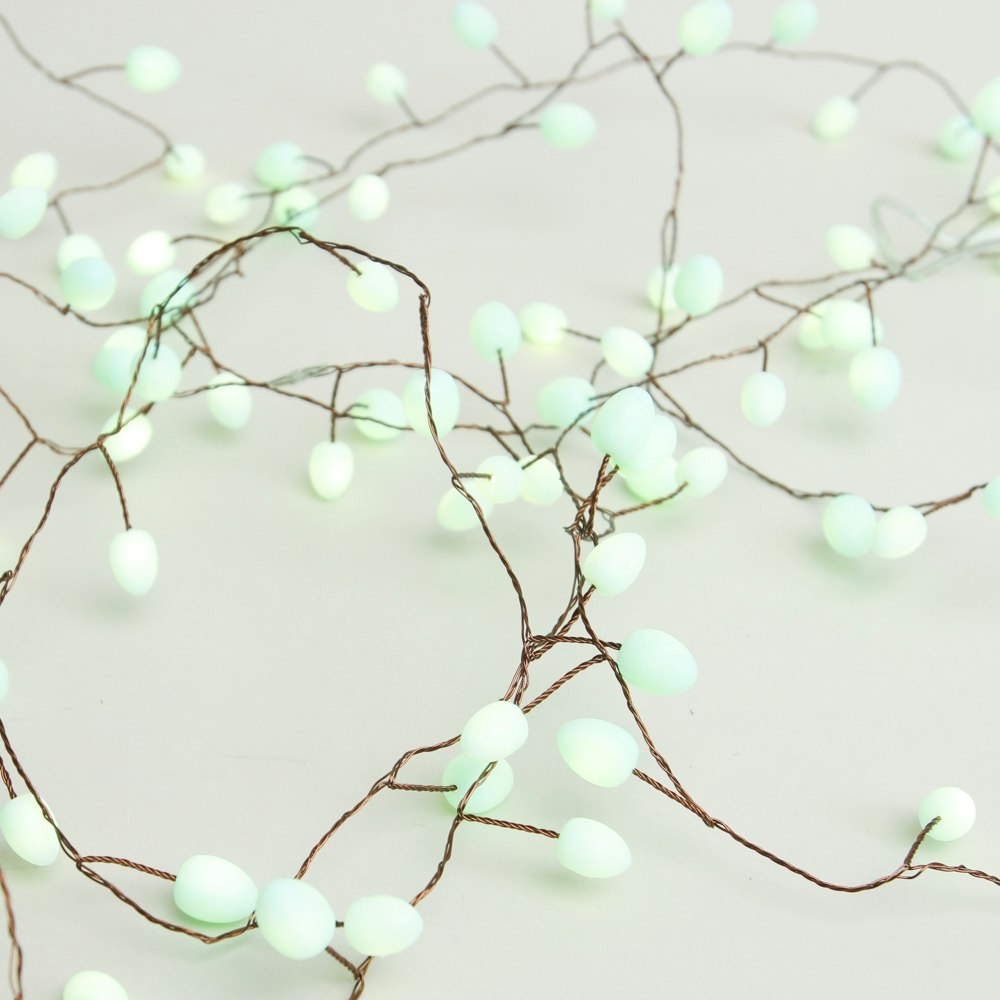 Opaque Mint Green Teardrop Lightchain by