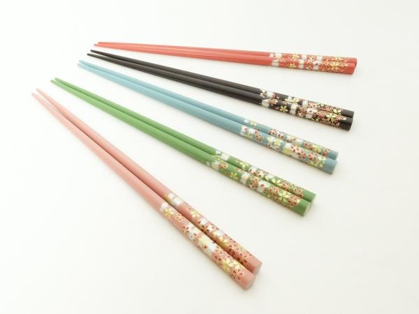 Sakura Wooden Chopsticks by Tohachiya