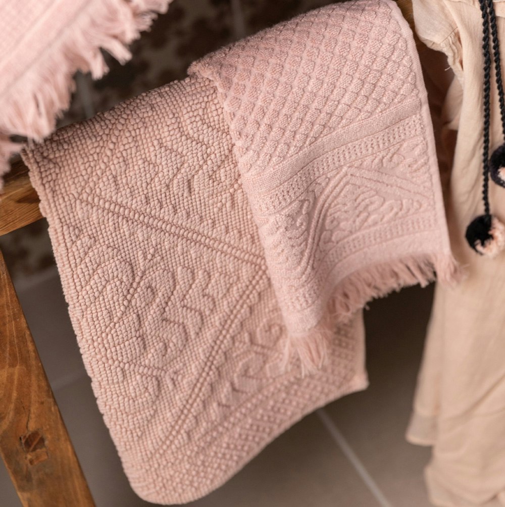 Small Bath Mat Enzo Aubepine by Vivaraise