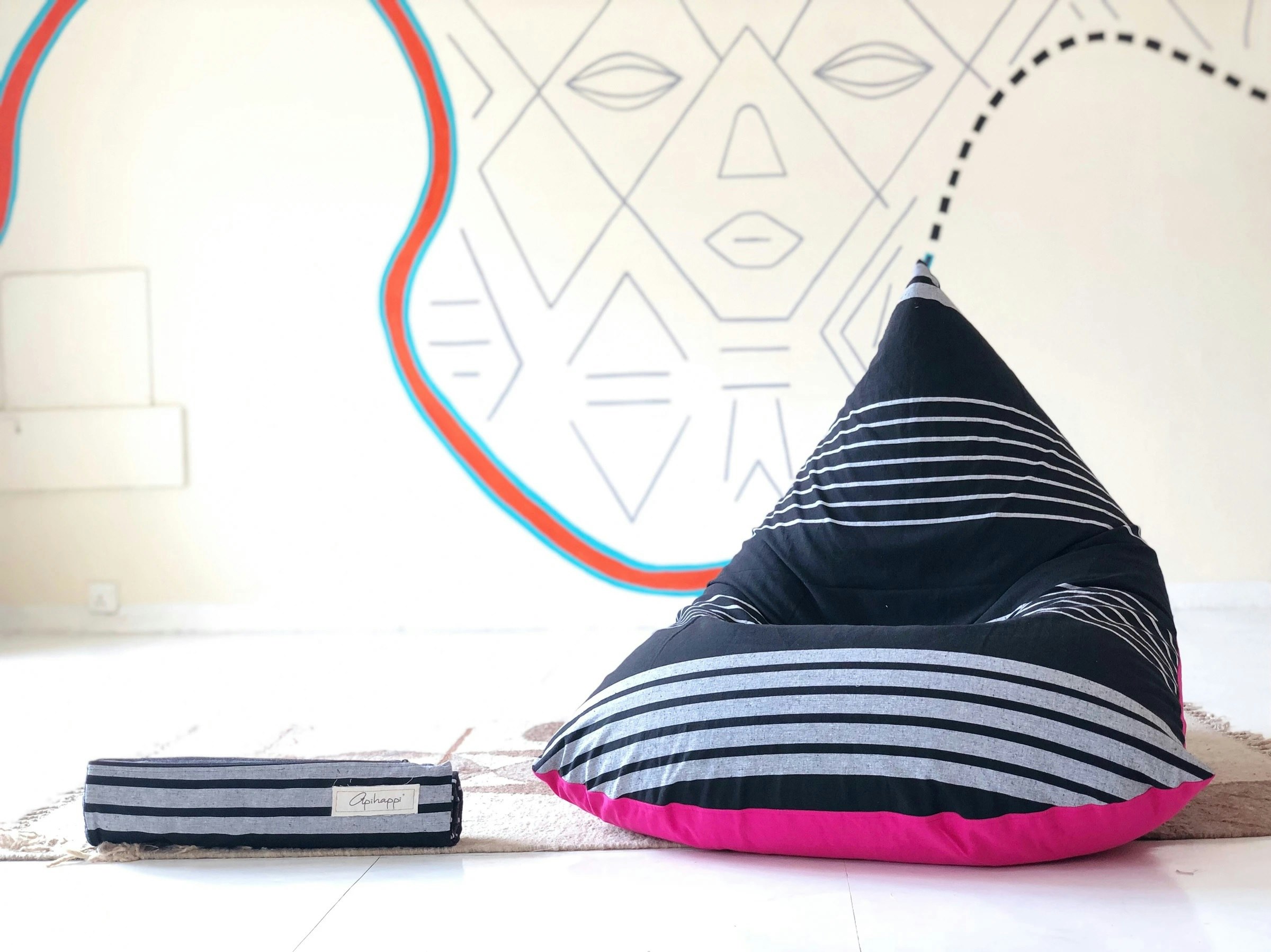 Handloomed Cotton Beanbag Macy and Shri by Apihappi