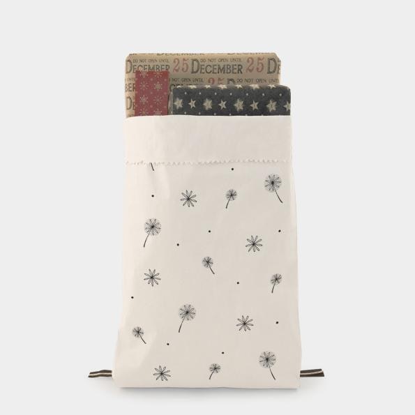 White Daisies Paper Sack by East of India