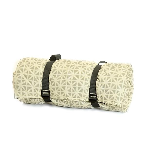 Waterproof Triangle Design Quilted Picnic Rug by Tweedmill