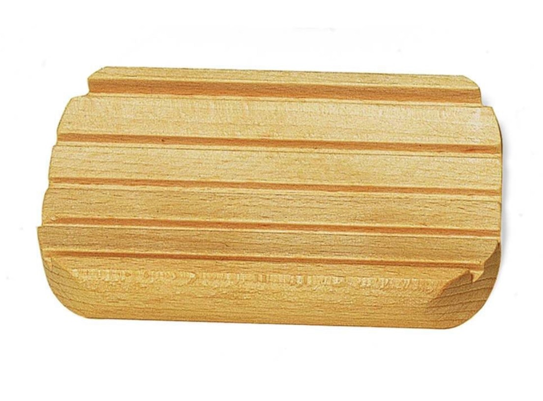 Wooden soap dish by Redecker