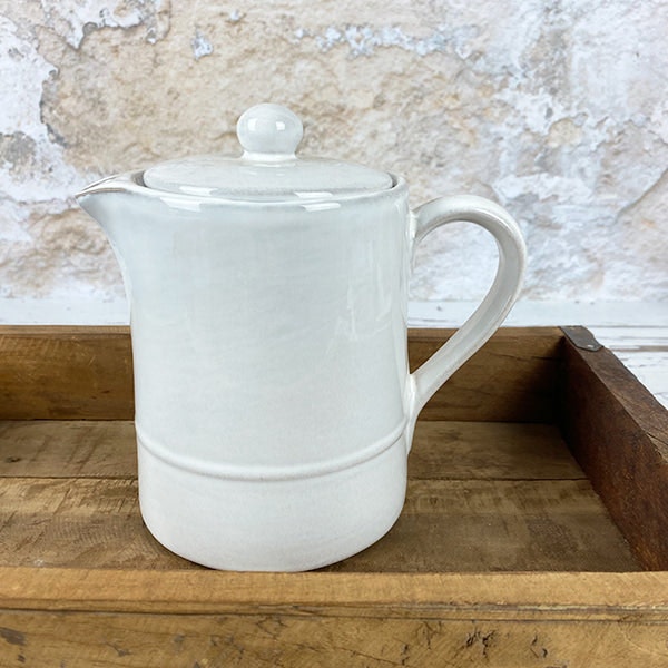 White Terracotta Teapot With Relief Line by TUSKcollection