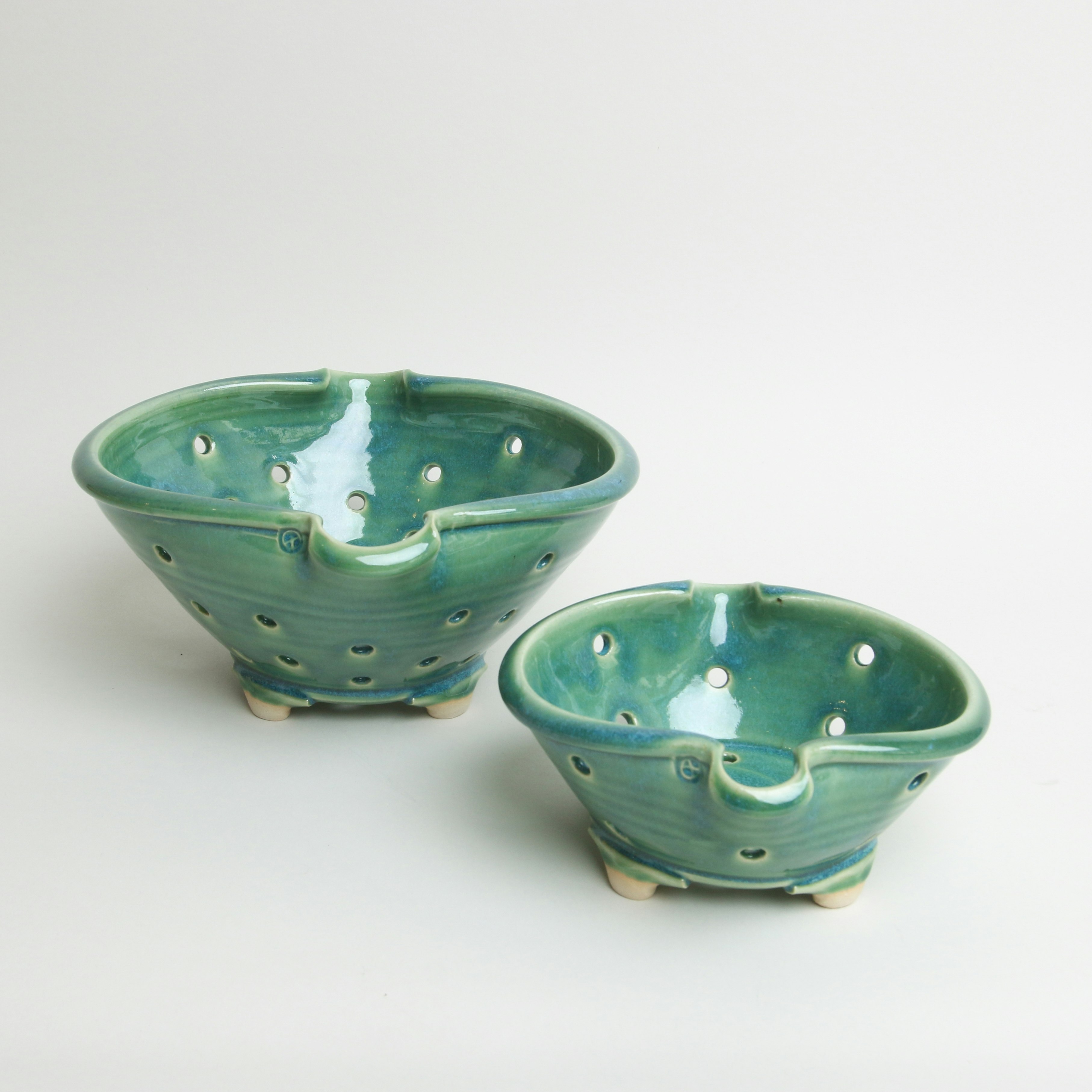 Arwen Jones Colander Green by